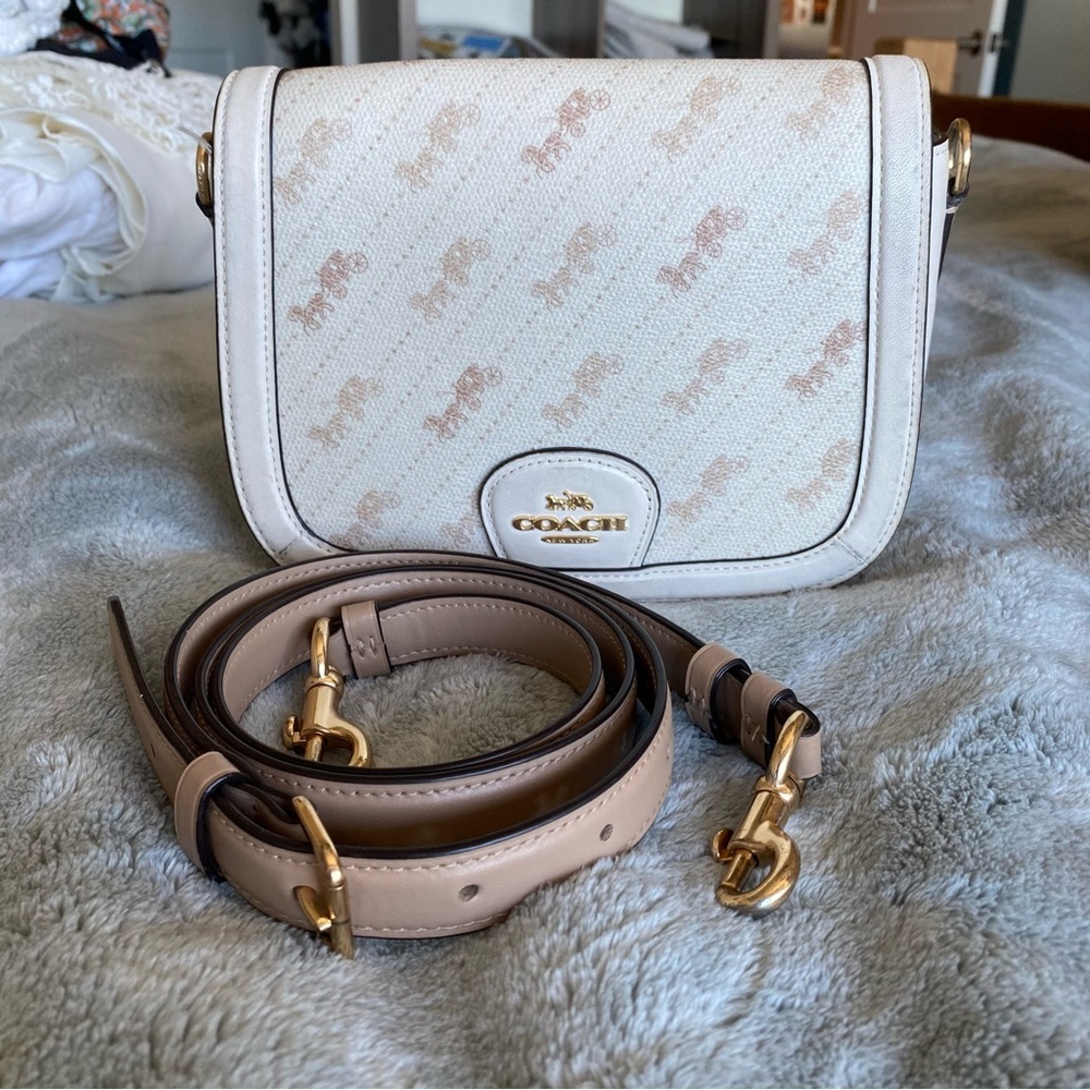 Coach Horse and Carriage crossbody bag- missing tag - Picture 3 of 10